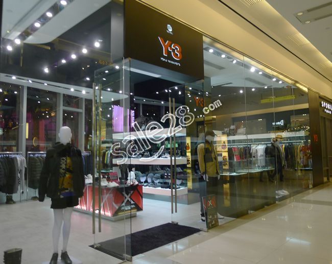 Adidas高端品牌Y-3香港K11店最低8折优惠