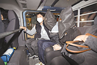 LV袋藏毒品 情侣警署度过情人节