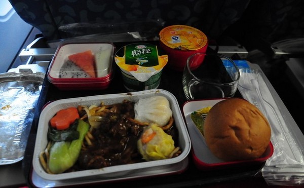 姐妹俩港澳行，翠华大利来记、化妆品