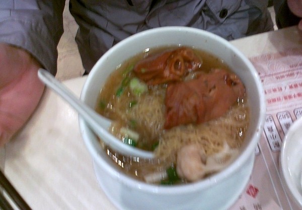 姐妹俩港澳行，翠华大利来记、化妆品