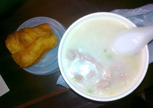 姐妹俩港澳行，翠华大利来记、化妆品