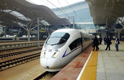 武汉深圳高铁下月将开通 赴香港旅游更便利