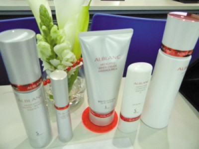 SOFINA全新系列ALBLANC产品润白美肌护肤