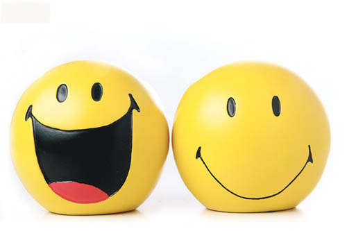 过快乐的愚人节 笑脸家品笑看身边事