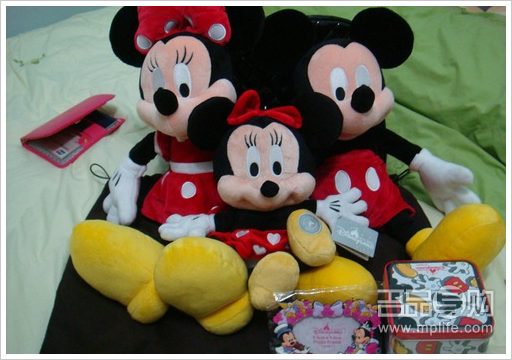 败Chanel等包卡地亚中港价格PK