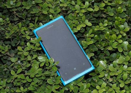 诺基亚Lumia 800C评测：系统流畅 内置免费地图