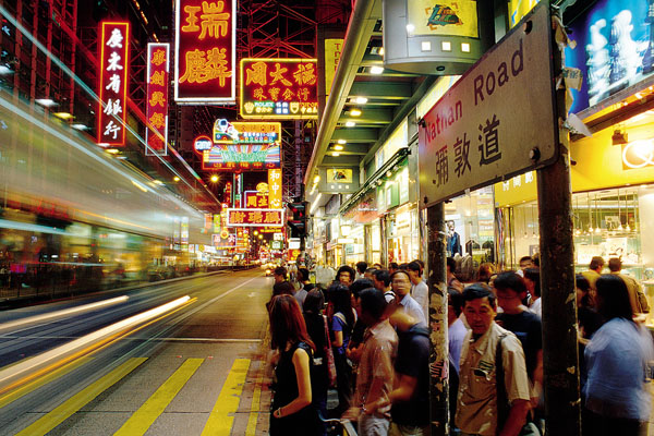 恋上别样香港，一个鉴证爱情的缤纷都市