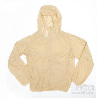 MUJI、UNIQLO、ZARA等品牌防风衣大PK