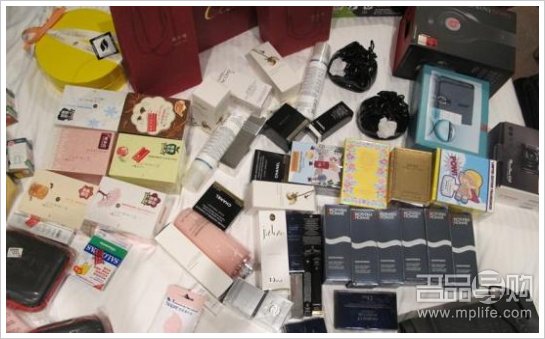 香港败GUESS大牌彩妆佳能G12