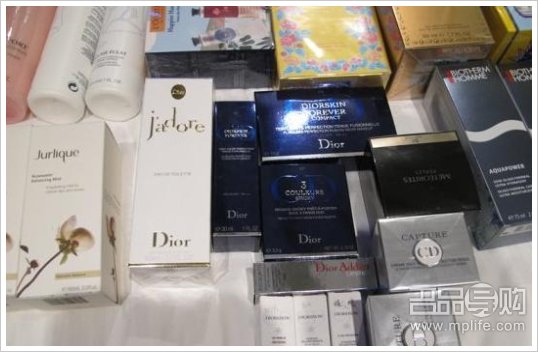 香港败GUESS大牌彩妆佳能G12