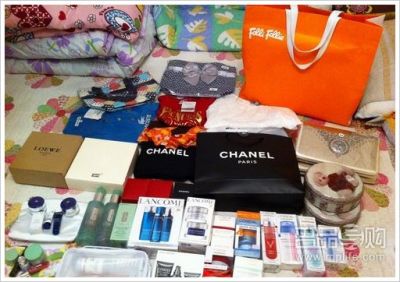HK中转烧4个CHANEL若干金饰