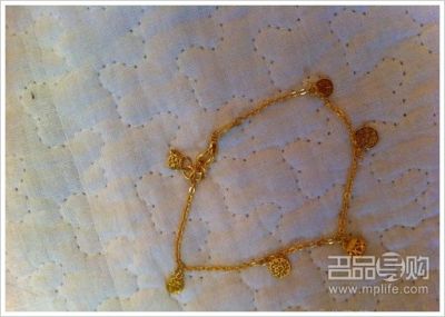 HK中转烧4个CHANEL若干金饰