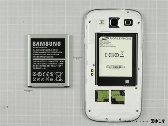 Android机皇：Galaxy S III真机拆解探秘