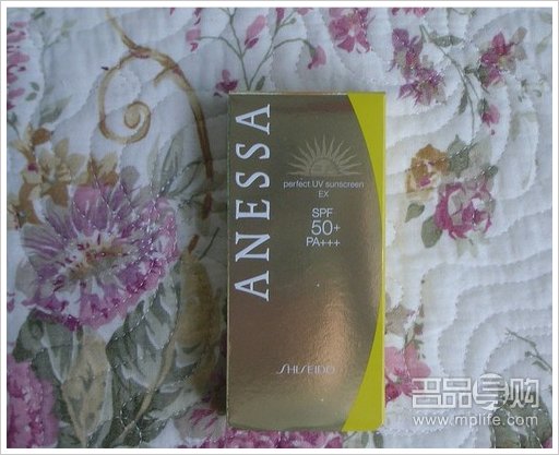 HK扫货85折TBS 红石榴全家福