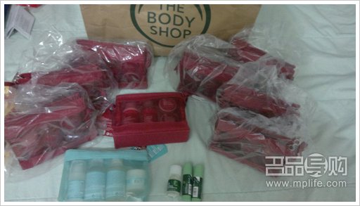 暴走香港纯购物金饰化妆品!