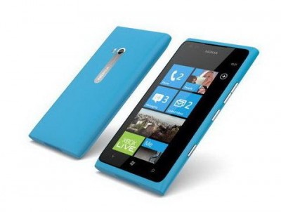 诺基亚Lumia900行货正式开卖 售4599元