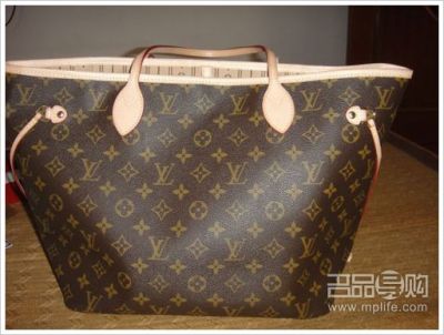 香港败LV BURBERRY包+金饰