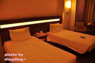 香港自由行 豪雅、tiffany、coach、周生生、雷朋等