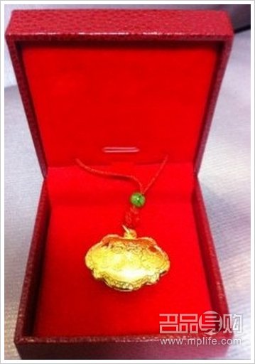 香港买金GUCCI包CHANEL雷朋