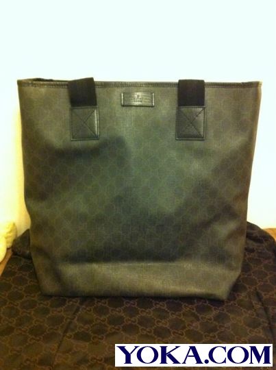 香港购物 低调晒大牌包包 Prada LV Gucci