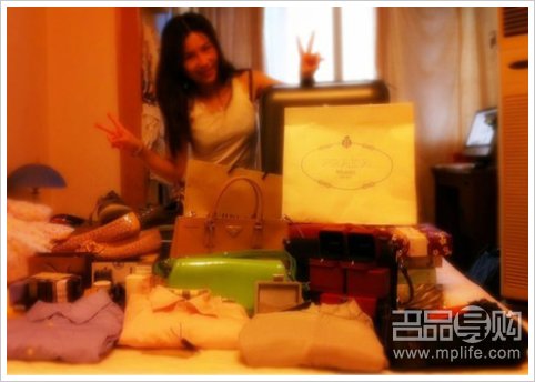 香港血拼收PRADA巴宝莉3件2万多