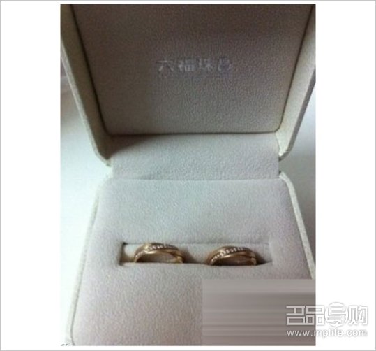 香港六福1克拉钻戒金饰GUCCI包