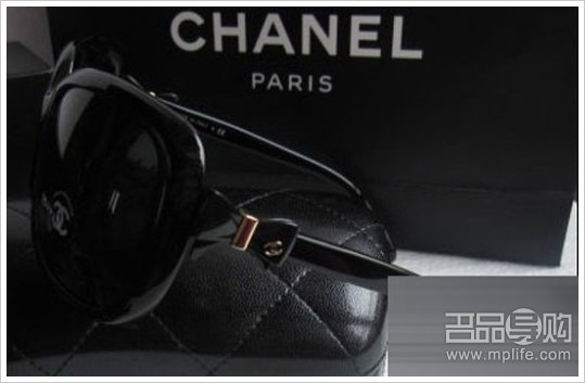 香港六福1克拉钻戒金饰GUCCI包