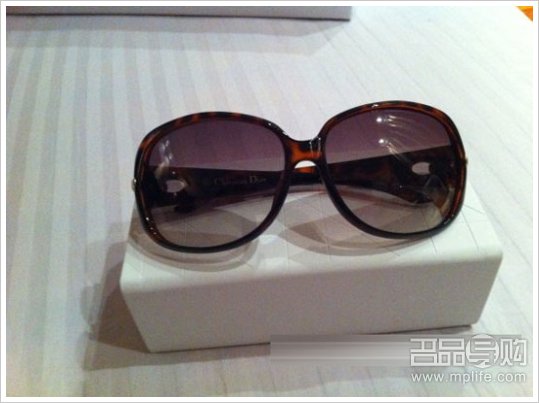 香港大败机车包PRADA DIOR等