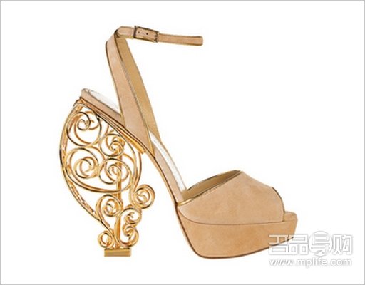 PRADA等大牌高跟精怪款香港报价