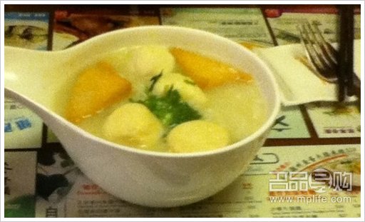 香港购物收CHANEL包卡地亚周大福