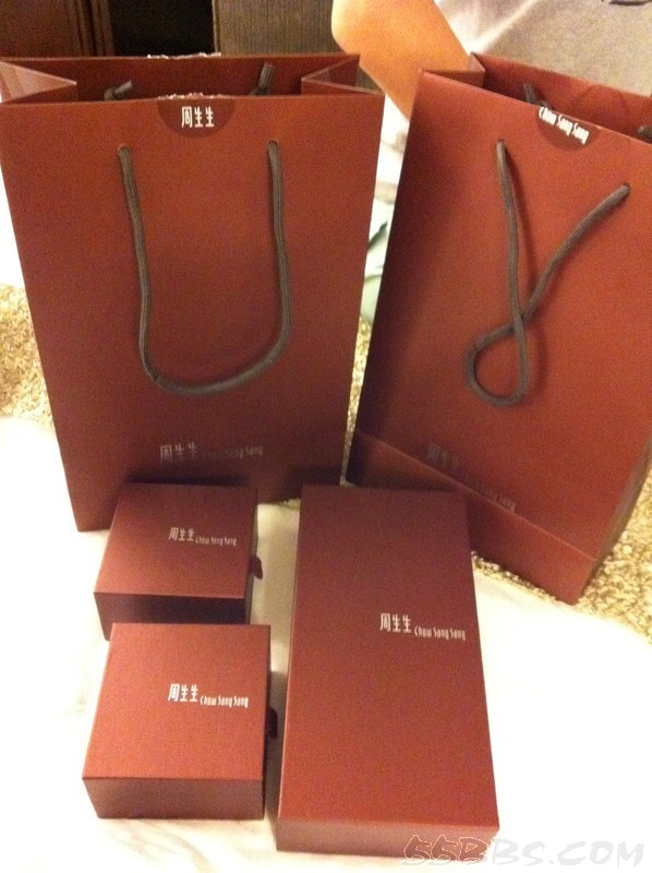 香港扫货 Gucci、Chanel、ipad3，4s等（下）