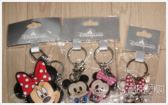 香港购物收PRADA GUESS DKNY3个