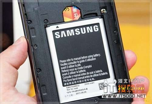 智能机全面崩盘 iPhone4最低仅售2699元