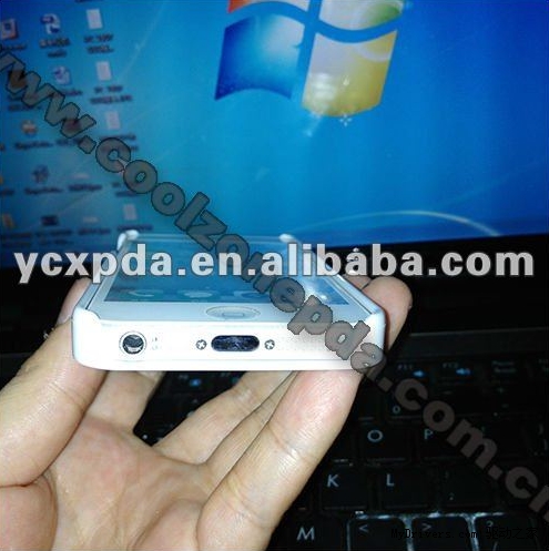 iPhone 5原型机模型曝光 外形没有悬念