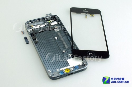 苹果iPhone 5真机完整曝光 配4吋显示屏