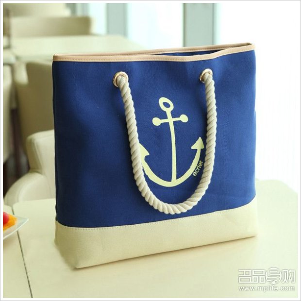 香港购物：蜜月必败婚包 清新淑女范