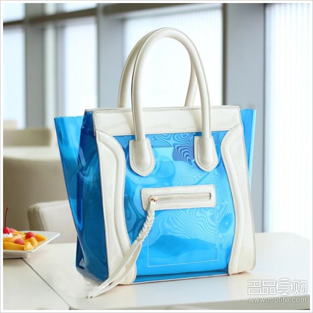 香港购物：蜜月必败婚包 清新淑女范