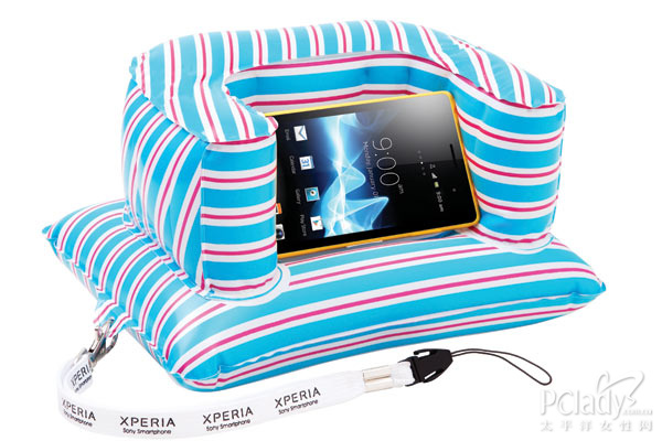 智能手机Xperia acro S强势登陆香港