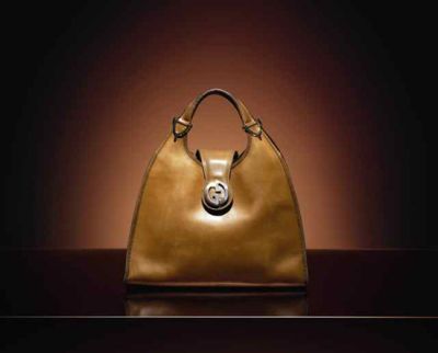 香港购物：简约时尚 古驰Jackie O' Bag贾姬包