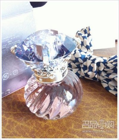 香港购物 败贵气化妆品JILL STUART等