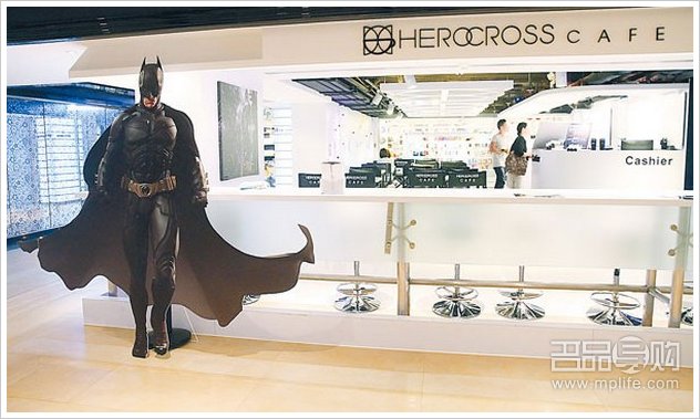 香港美食 Herocross Cafe蝙蝠侠LOGO