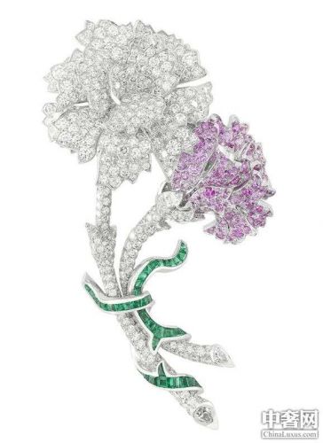 香港购物导购：梵克雅宝奢华珠宝展 女人拒绝不了的诱惑