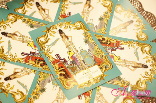 H&M PR亲身示范新款华丽风配饰