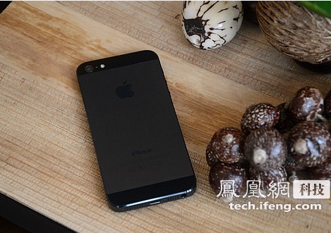 苹果iPhone 5评测：屏幕尺寸增大 原生iOS6 （上）