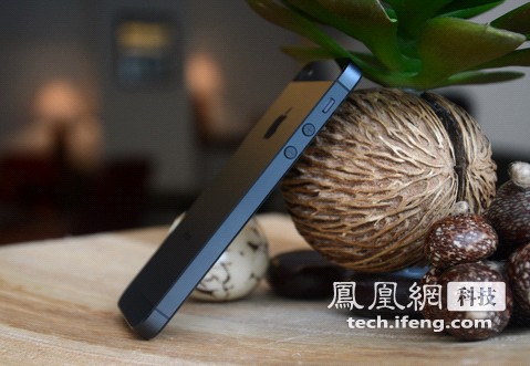 苹果iPhone 5评测：屏幕尺寸增大 原生iOS6 （上）
