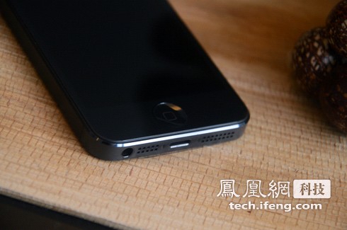 苹果iPhone 5评测：屏幕尺寸增大 原生iOS6 （上）