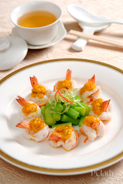 香港美食播报：唐阁呈献时令大闸蟹美馔