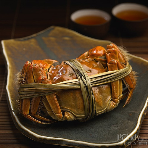 香港美食播报：唐阁呈献时令大闸蟹美馔