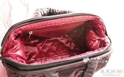 香港购物抢到限量版超萌CHANEL保龄球包