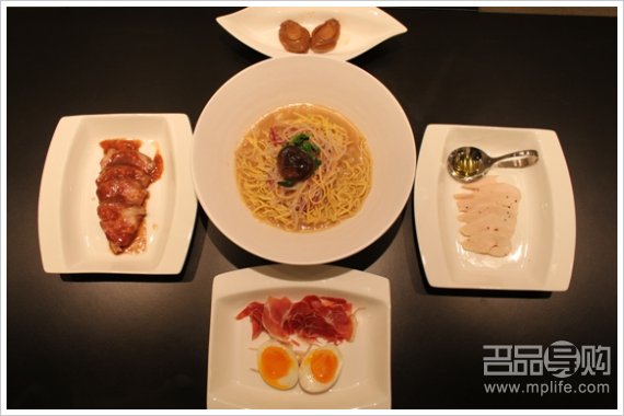 湾仔庆云街特式拉面新品上市